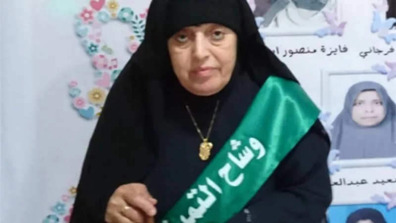 الام المثالية بالقليوبية .. توفي زوجها من47 سنة وتركت لها طفلين اصبحا ضابط وطبيب