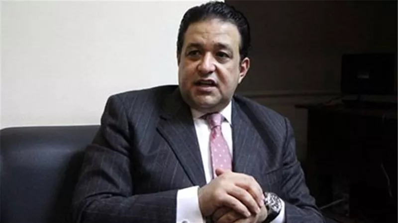 نائب يطالب الحكومة بسرعة غلق الصفحات الوهمية على مواقع التواصل