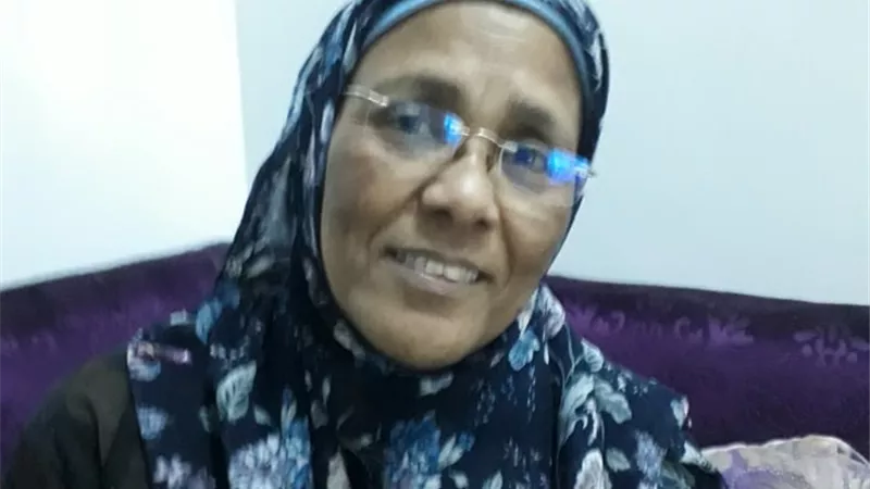 الأم المثالية بأسوان تتمنى من الله ان يختفى فيروس كورونا من مصر والعالم