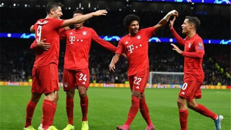 بايرن يزود لاعبيه بأجهزة للتدريب المنزلي