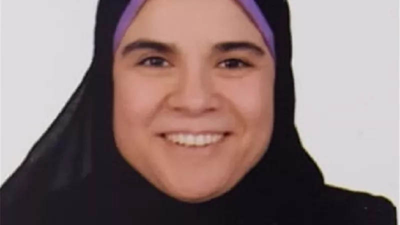 فوزية الأم المثالية لجنوب سيناء: نحت الصخر مع زوجي طوال 40 عاما وأنجبت 4 اطباء خيرة الابناء