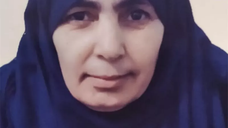 الأم المثالية لمحافظة شمال سيناء: هزمت الأمية والسرطان وقدمت للمجتمع 3 أطباء وأسرة صالحة