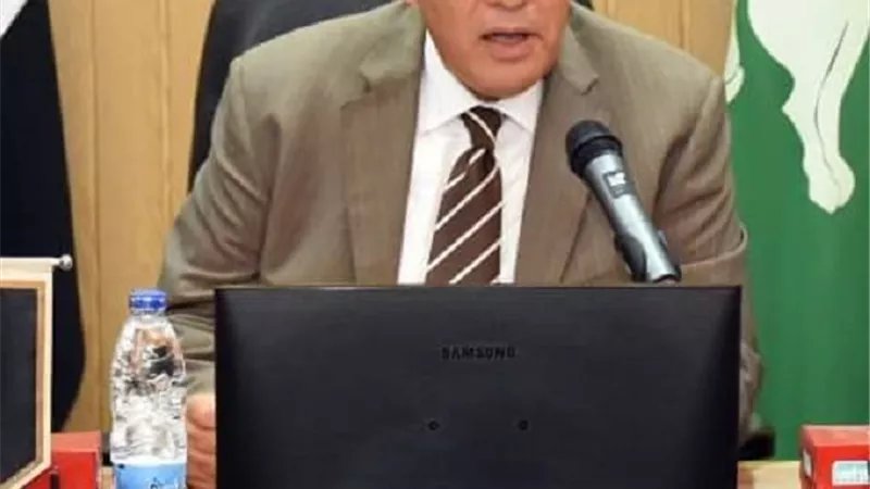 حفاظاً على البيئة والصحة العامة للمواطنين التفتيش على 26 منشأة طبية وغذائية بمركز بلبيس