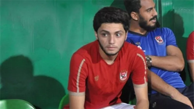 رفع نجم الأهلي من قائمة الفريق الموسم المقبل