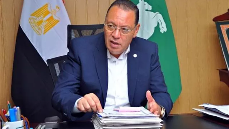 رفع 7 آلاف و140م3 قمامة ومخلفات من المقالب العشوائية بالشرقية