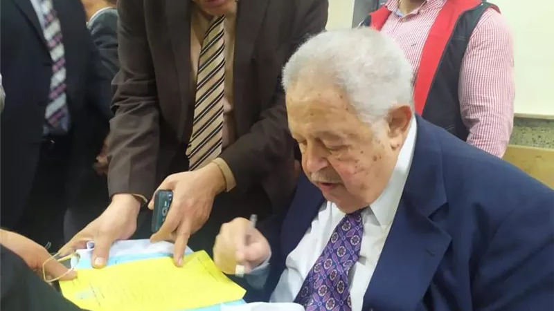 رسميًا.. رجائي عطية نقيبًا للمحامين بفارق ٩٦٦٠ صوتًا.. وعاشور يهنئ المجلس الجديد