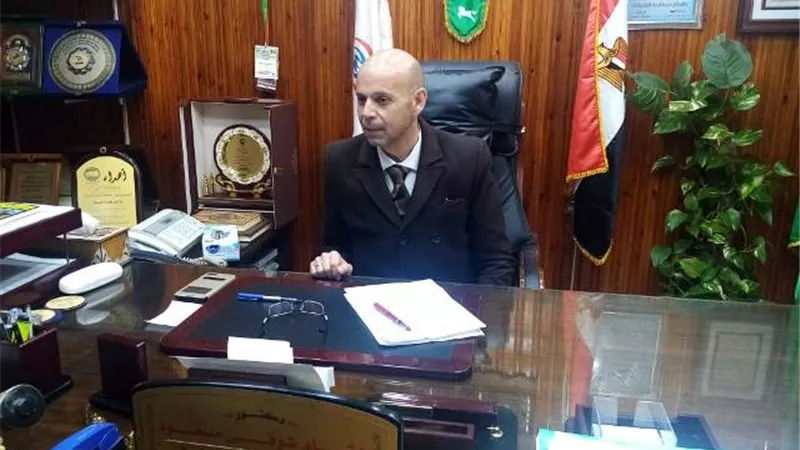 وكيل وزارة الصحة يجتمع بمراقبى الأغذية لغلق أسواق الشرقية