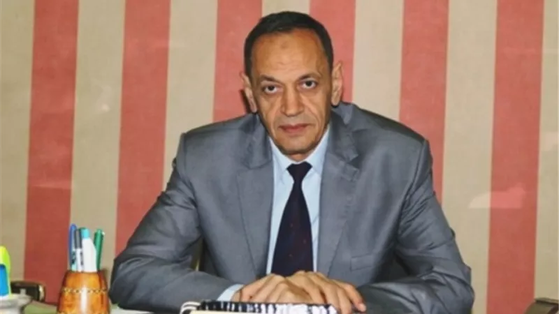 تنفيذ قرار رئيس الوزراء لتنظيم العمل بالادارات والمديريات بالسويس