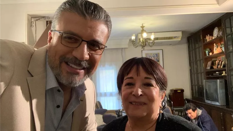 الفنانة القديرة سميرة عبد العزيز ضيفة 