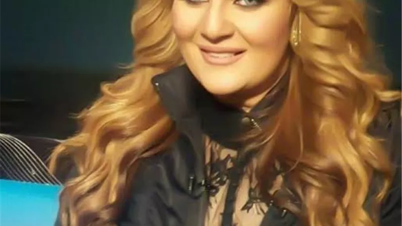 رانيا محمود ياسين تخضع لإجراء عملية جراحية