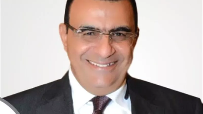 مركز شباب مدينة بدر يكافح كورونا بتعقيم منشأته ويعلق الأنشطة.. بالصور
