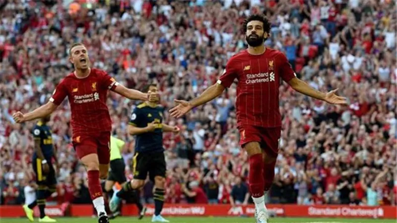 صلاح ضمن التشكيل الأمثل للدورى الإنجليزى