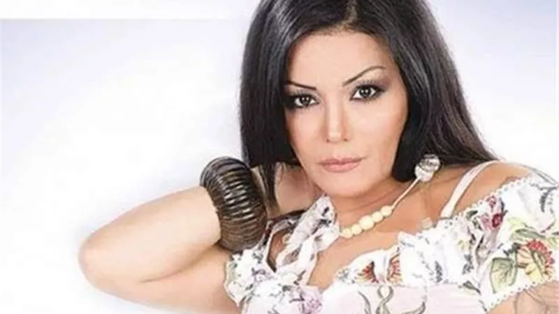 حكاية فنانة شهيرة تعرضت للخيانة وأصيبت بالشلل وقتلت ابنتها
