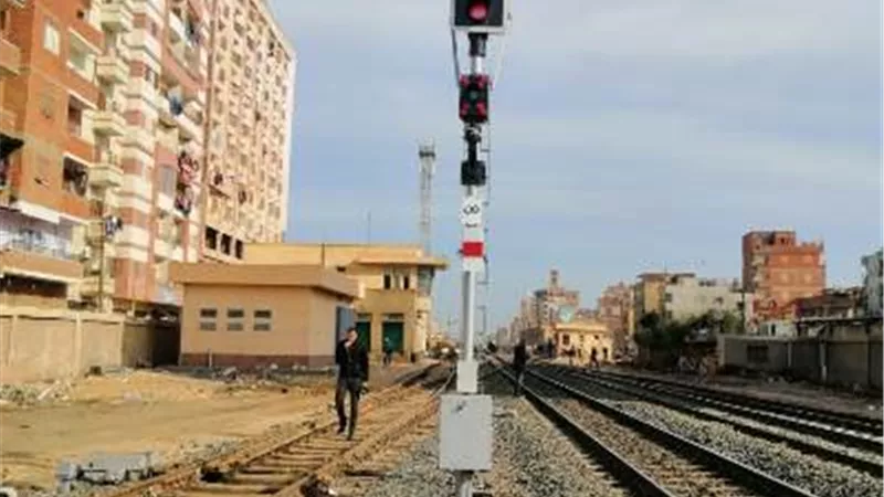 وزير النقل : دخول برجي طوخ وسندنهور الخدمة نظم الإشارات والاتصالات