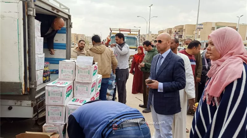 وكيل وزارة الصحة يشيد بمجهود جهاز العاشر فى فض الاسواق وتوعية المواطنين