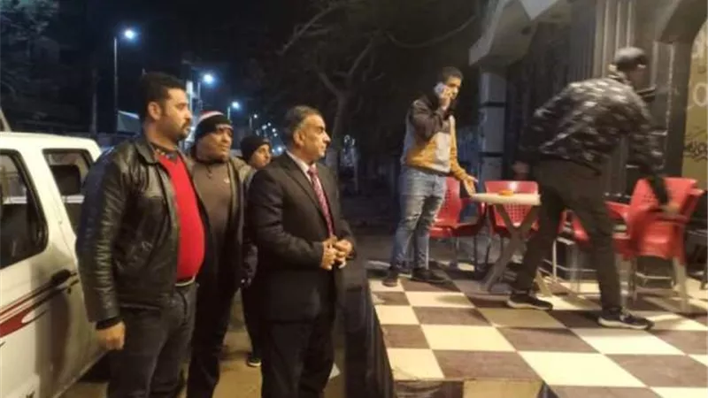 الشرقية تنظم حملات ليلية على المقاهي والمحلات تنفيذا لقرار رئيس الوزراء صور