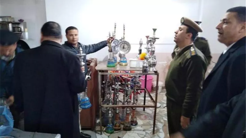 محافظ كفرالشيخ يوجه بإستمرار حملات مصادرة الشيشة.. بالصور