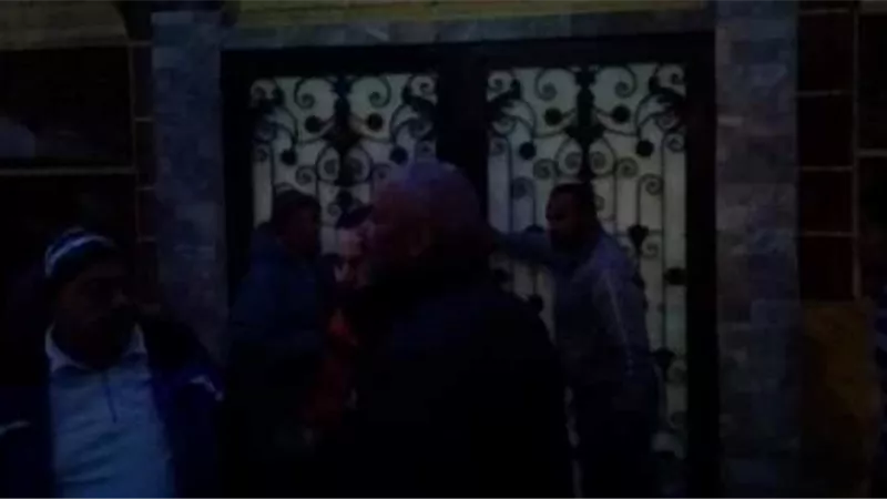 تشميع محلات و قاعات أفراح في الإسماعيلية لمخالفتها مواعيد الغلق صور
