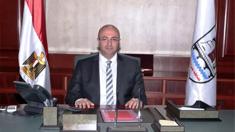 سحب رخصة المحل المخالف لقرار الغلق ببنى سويف بالصور