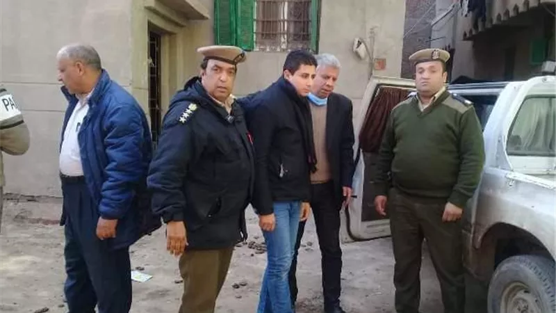 محافظ الشرقية يأمر بغلق وتشميع مركز للدروس الخصوصية.. بالصور