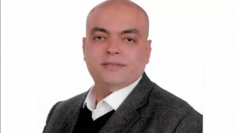 أحمد نبيه يشيد بقرارات الرئيس الاقتصادية: تدعم المستثمرين والمصدرين وتخفف عن المواطنين