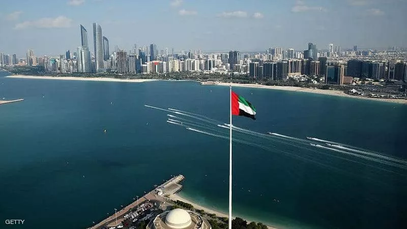 الإمارات تقرر إغلاق مراكز التسوق وإجراءات جديدة