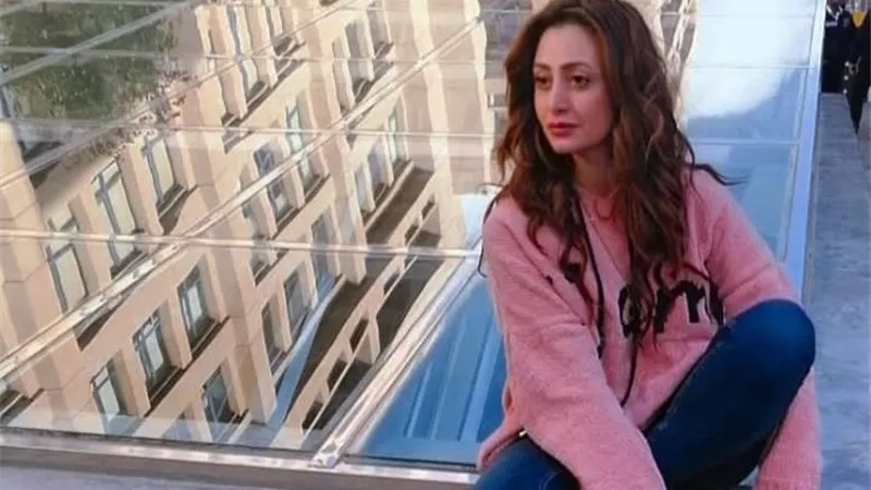 شاهد .. منة تيسير تغنى لفيروس كورونا .. فيديو