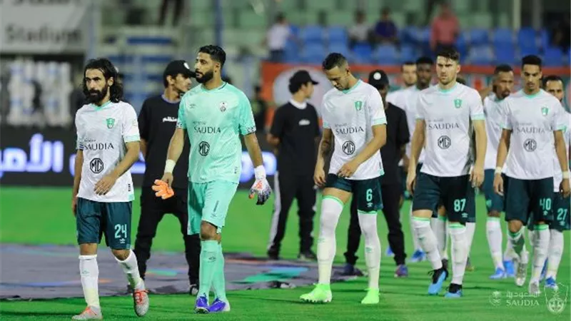 نجم الاهلى يعلن موعد اعتزاله
