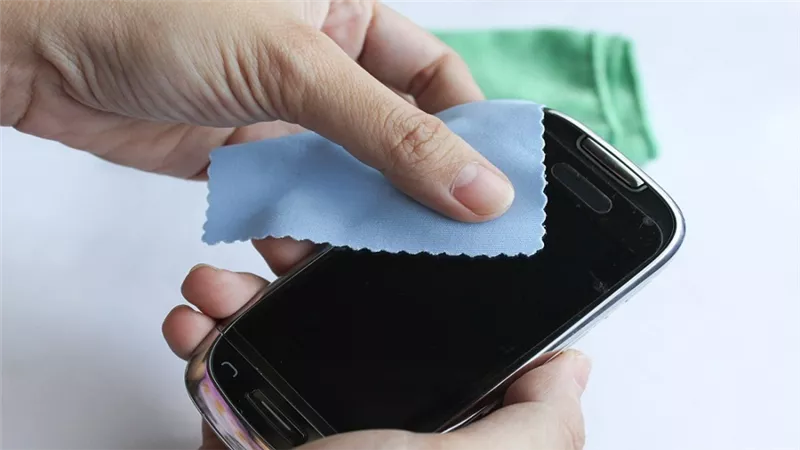 علماء يبتكرون مادة مطهرة للحماية من الفيروس المستجد
