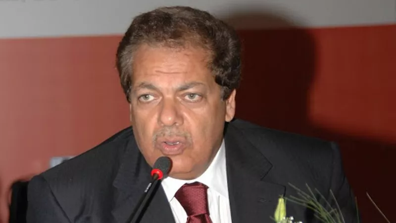طلب إحاطة من أبو العينين لوقف أعمال المقاولات لمدة 3 أسابيع