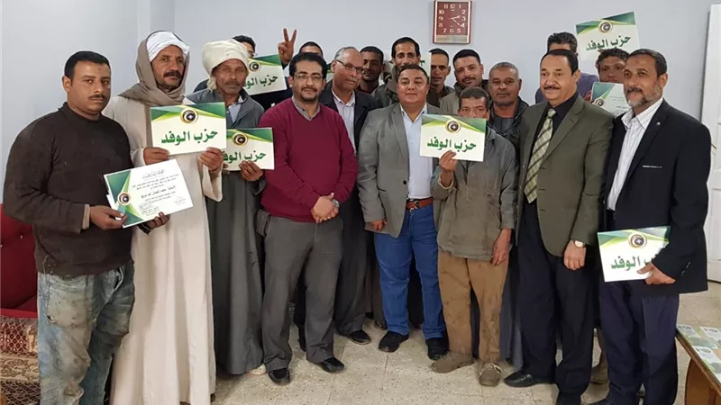 وفد الواسطى يكرم مسؤلى قرية االميمون