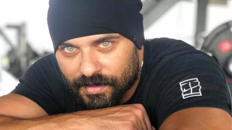 أحمد صلاح حسنى يشيد بدور الدولة فى مواجهة فيروس كورونا