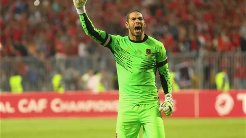 الغندور: انتقال شريف إكرامي للزمالك كذبة