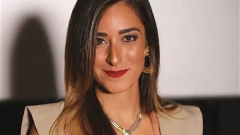 بالفيديو : أمينة خليل توجه رسالة خوف إلى العالم