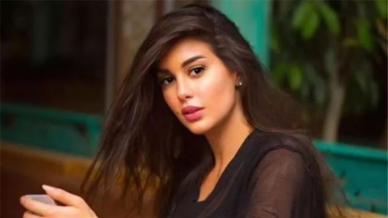 شاهد .. ياسمين صبرى تتحدى كورونا بالرياضة