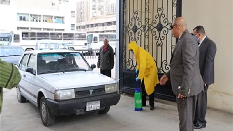 سعفان يتابع اتخاذ الإجراءات الاحترازية لجميع العاملين بالوزارة