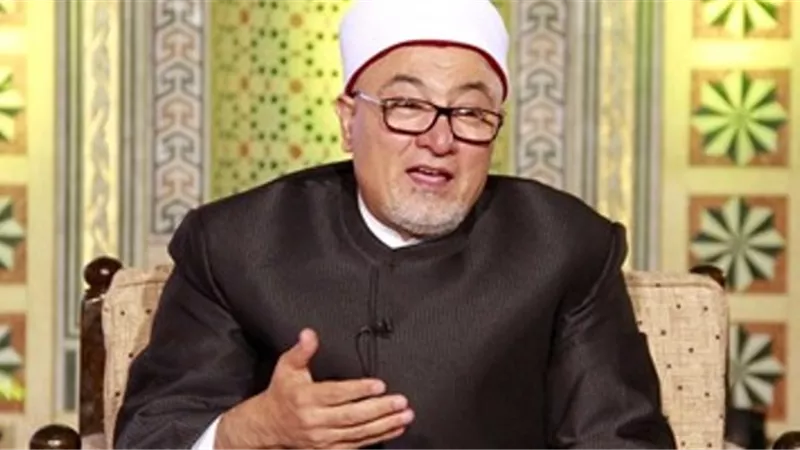 آثم وعاص ومفارق للجماعة.. خالد الجندى يحذر من مخالفة قرار الحكومة بخصوص صلاة الجمعة.. فيديو