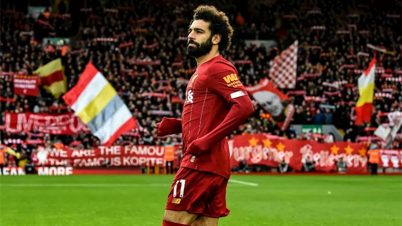 محمد صلاح يوجه التحية والشكر لأطباء كورونا