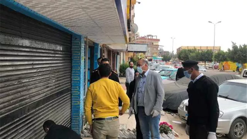 الإسماعيلية تلتزم بالغلق التام في الجمعة الأولى للحظر ومحاضر للمخالفين .صور