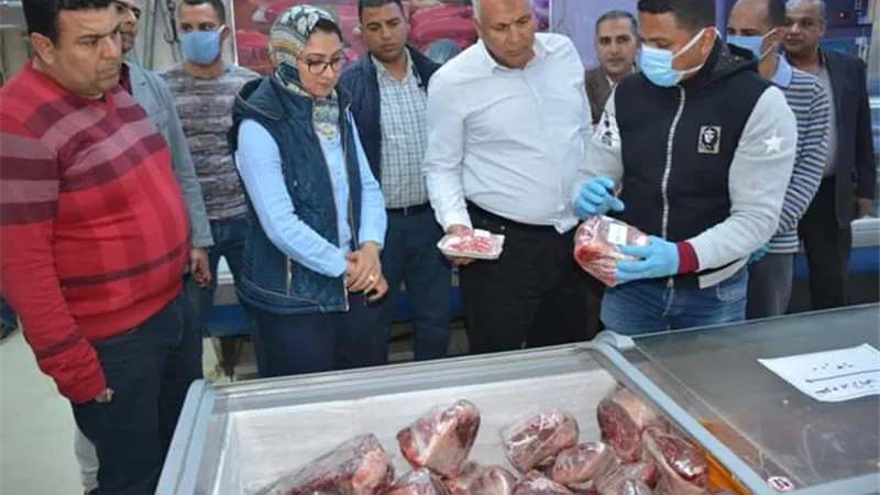 الزملوط يوجه بتطبيق نظام الدليفري واستكمال أعمال التطهير بالوادى الجديد