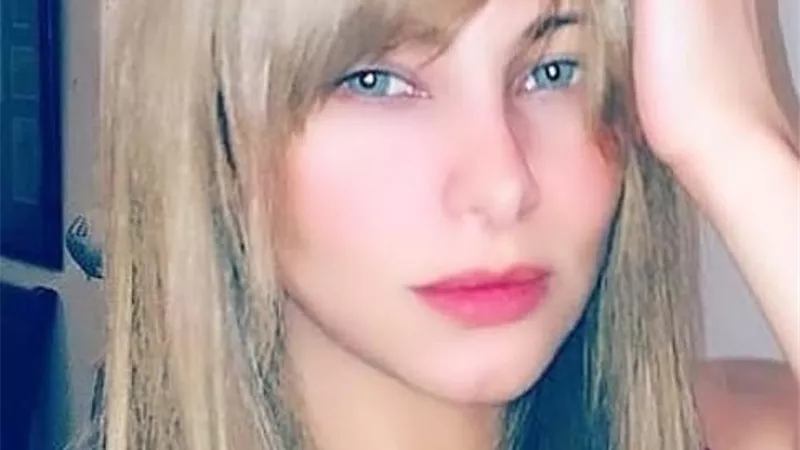 انجى خطاب تبهر متابعيها بظهورها الرائع