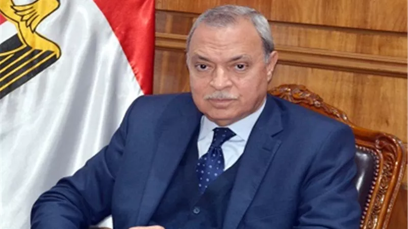 غلق 1040 مقهي و 112 قاعة أفراح و 504 مركز تعليمي و 95 سوق بالقليوبية