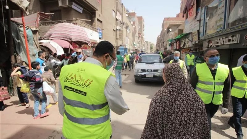 بالصور.. تواصل حملة تطهير وتعقيم شوارع ومنازل جنوب الجيزة بالتعاون بين أبو العينين والمحافظة