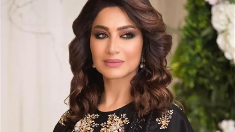 بسبب كورونا.. إعلامية محرومة من رؤية ابنتها