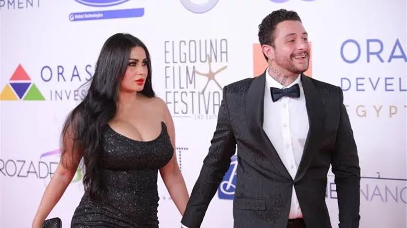 زوجة الفيشاوى تعاود إشعال السوشيال ميديا