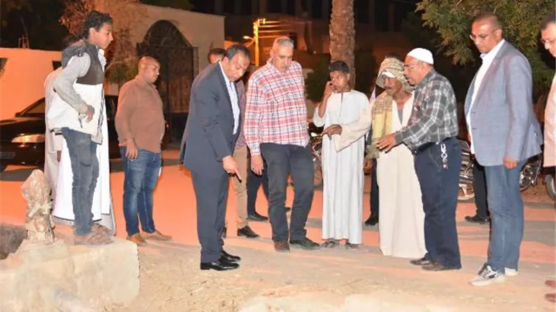 السكرتير العام للأقصر يتفقد حظر التجوال بعدد من الشوارع والميادين.. بالصور