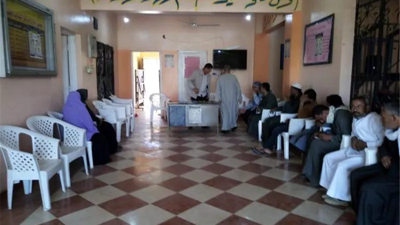 انتظام سير العمل بمراكز تسجيل العمالة غير المنتظمة بالفيوم