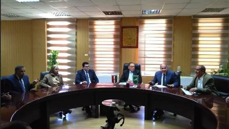 غراب يعقد إجتماعاً لإجراء تيسيرات لأصحاب المعاشات ومنع التكدس في منافذ الصرف