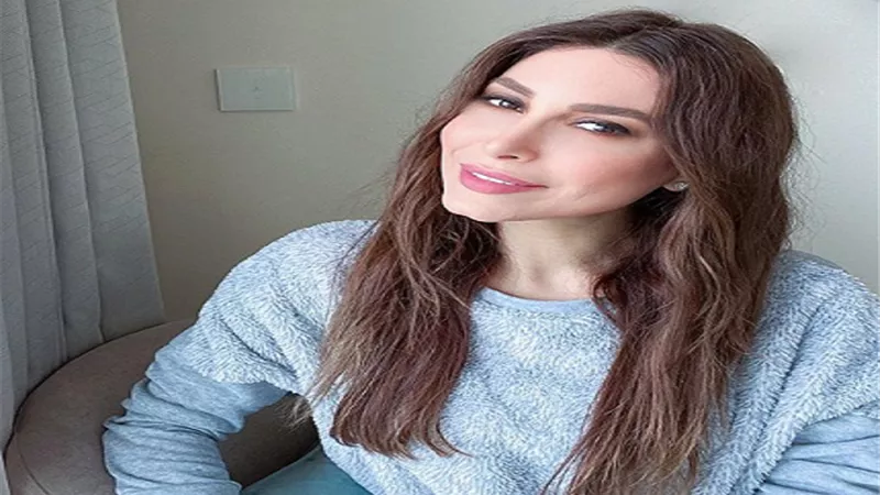 يارا تشارك جمهورها طريقة عمل البيتزا.. فيديو
