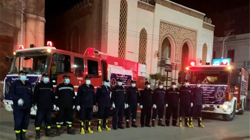 امن الدقهلية يدفع بالحماية المدنية للمشاركة فى تعقيم المنصورة بـ٣٠٠طن كلوربالصور